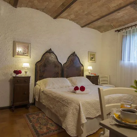 Отель Colle Etrusco Salivolpi Кастелина ин Шианти